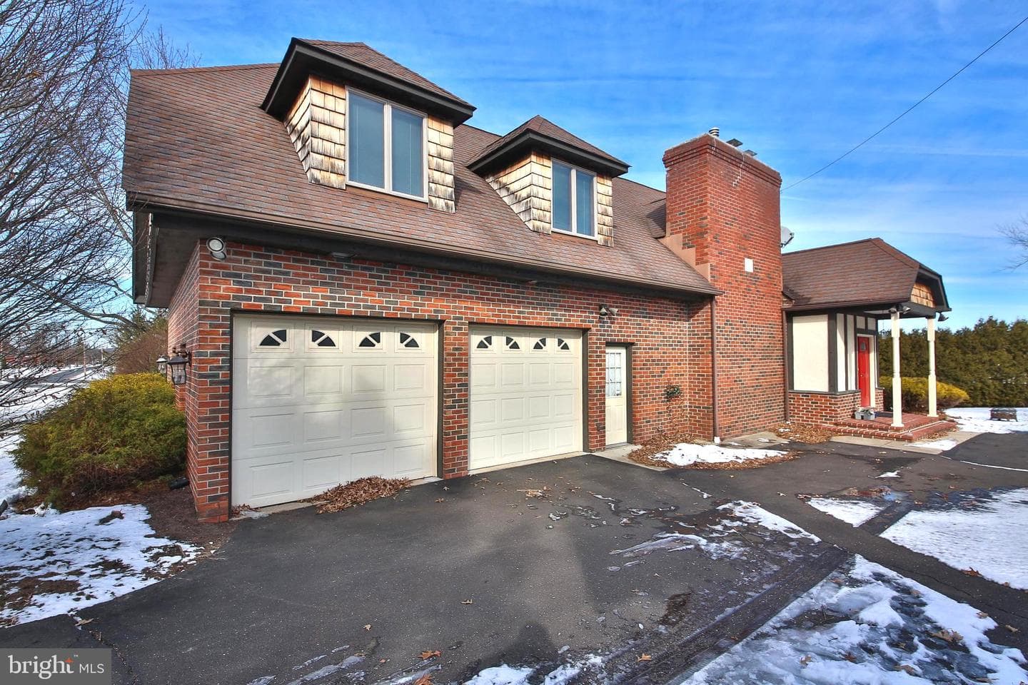 531 Hunsicker Road photo 5