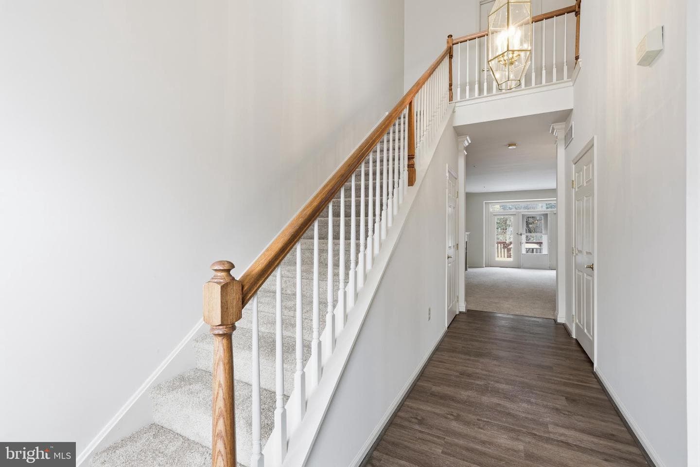 41 Stuart Dr photo 4