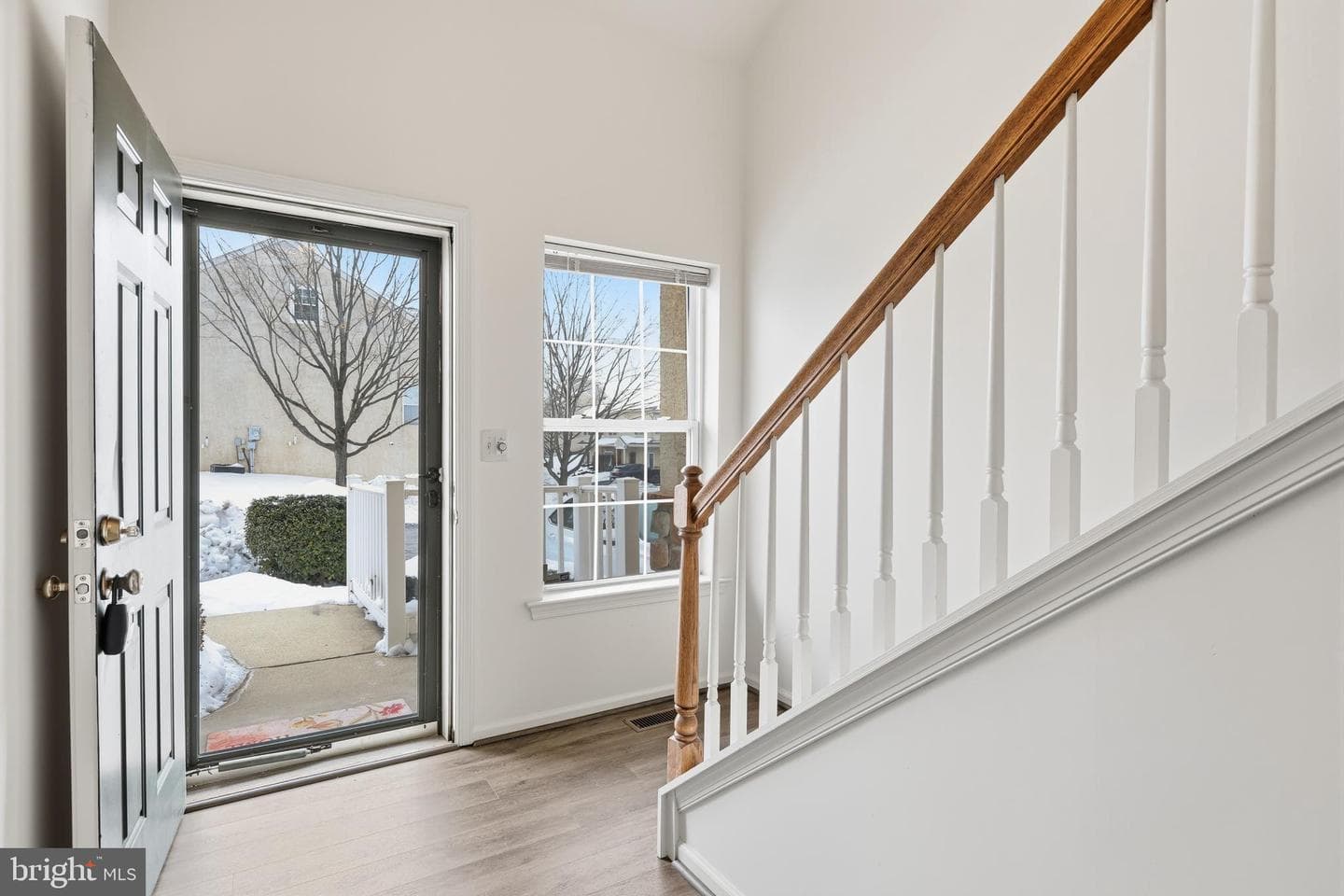 41 Stuart Dr photo 5