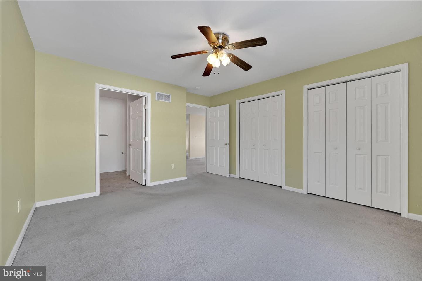 112 W Harmony Drive photo 22