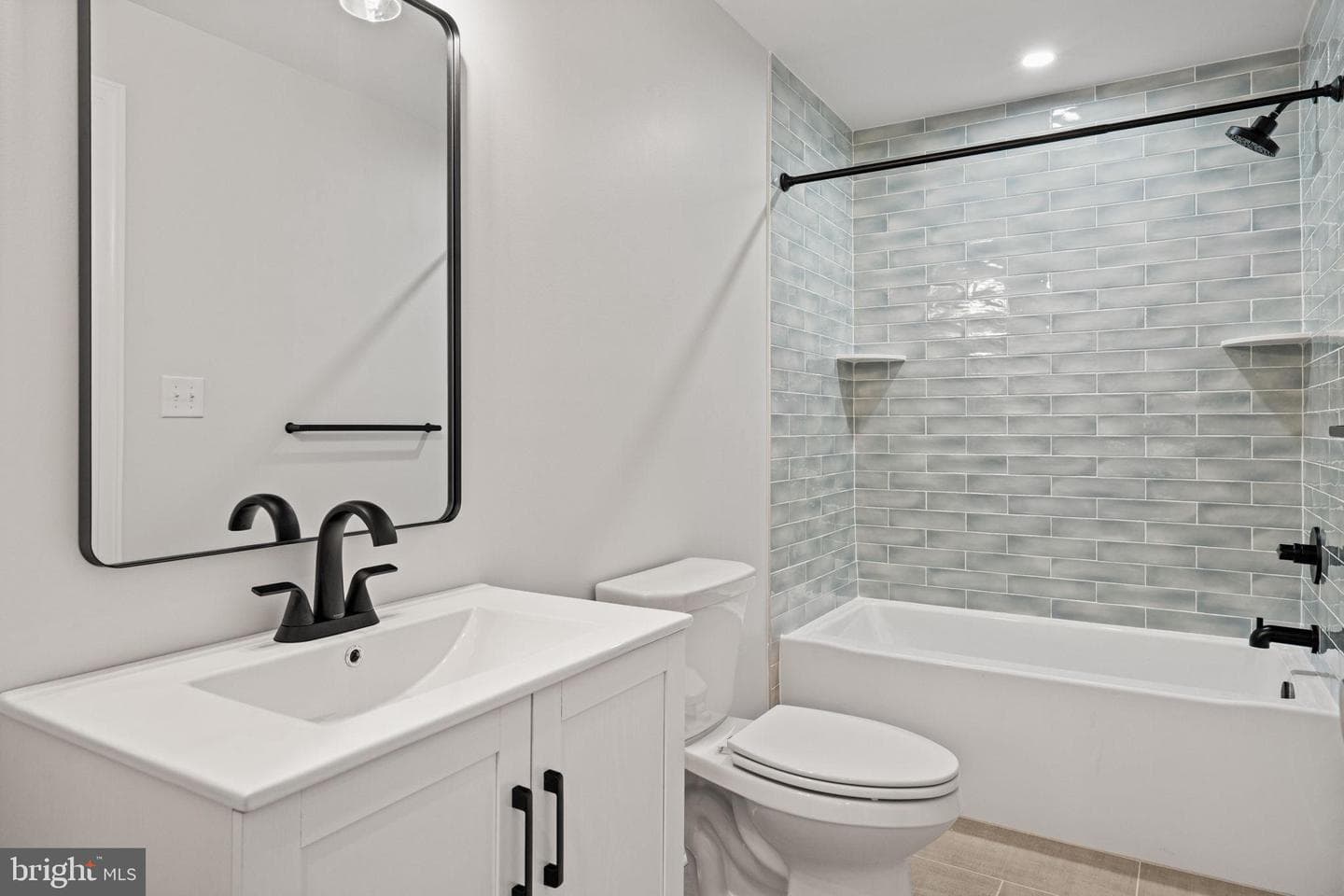 305 Glenway Road photo 44