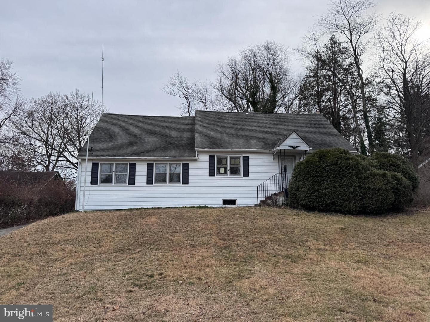 3104 N Wales Road