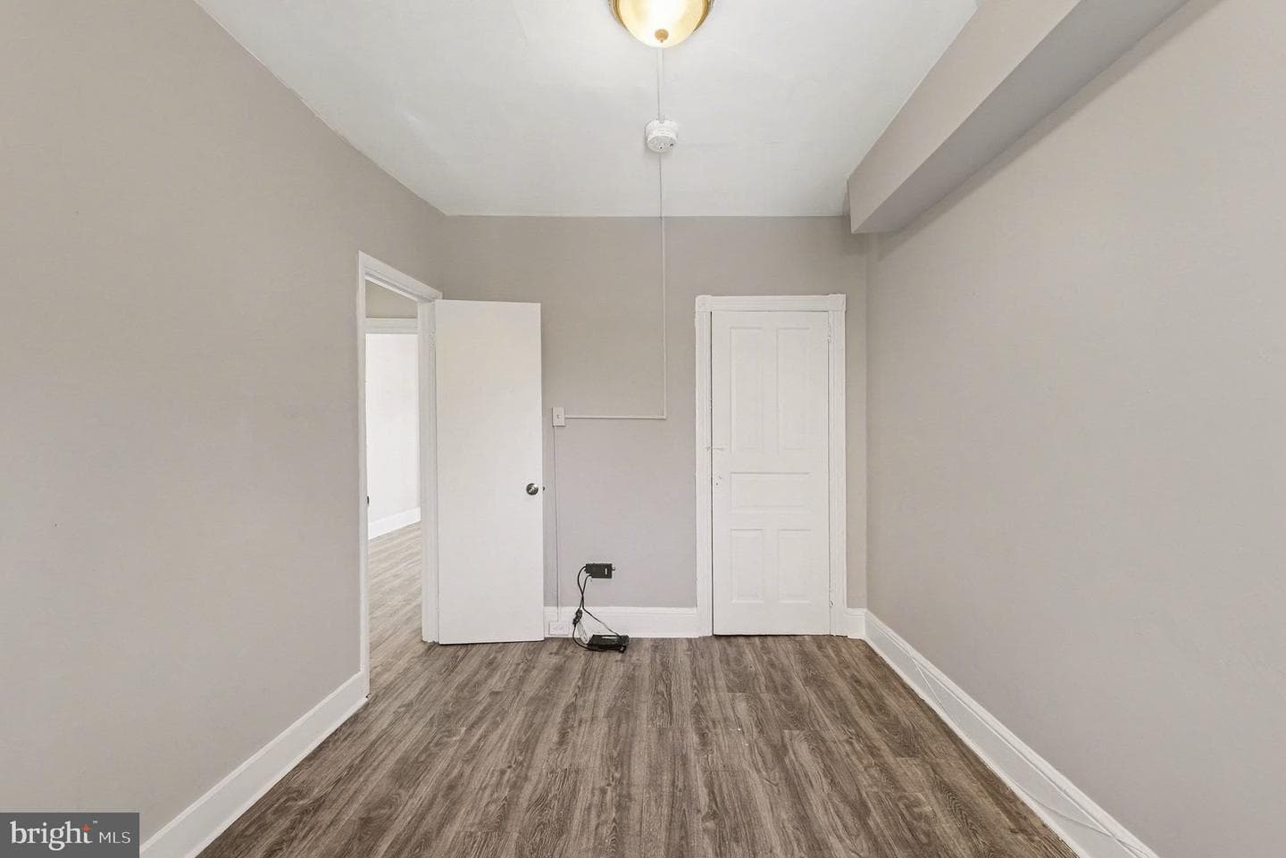 332 Oak Street photo 16