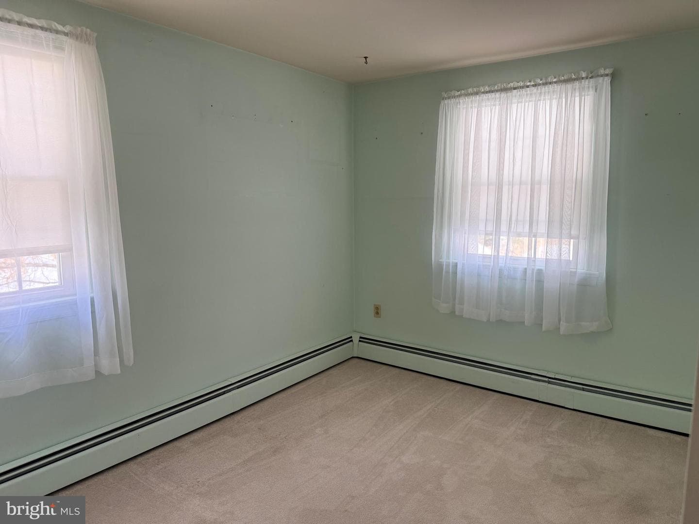 825 Lombardy Drive photo 24