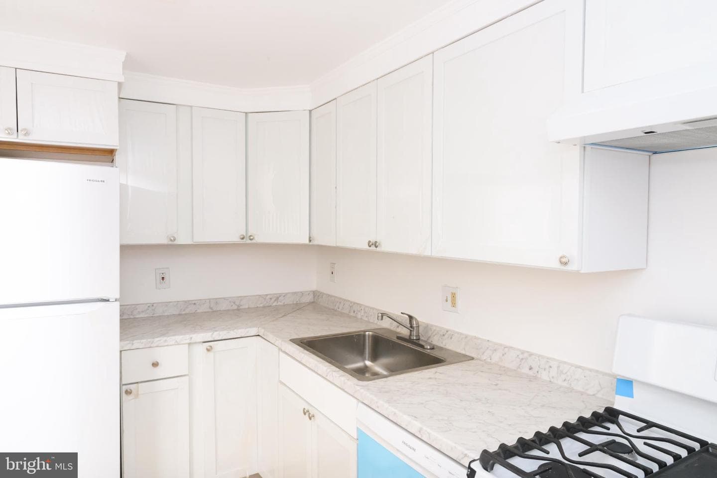 309 Florence Ave #202n photo 10