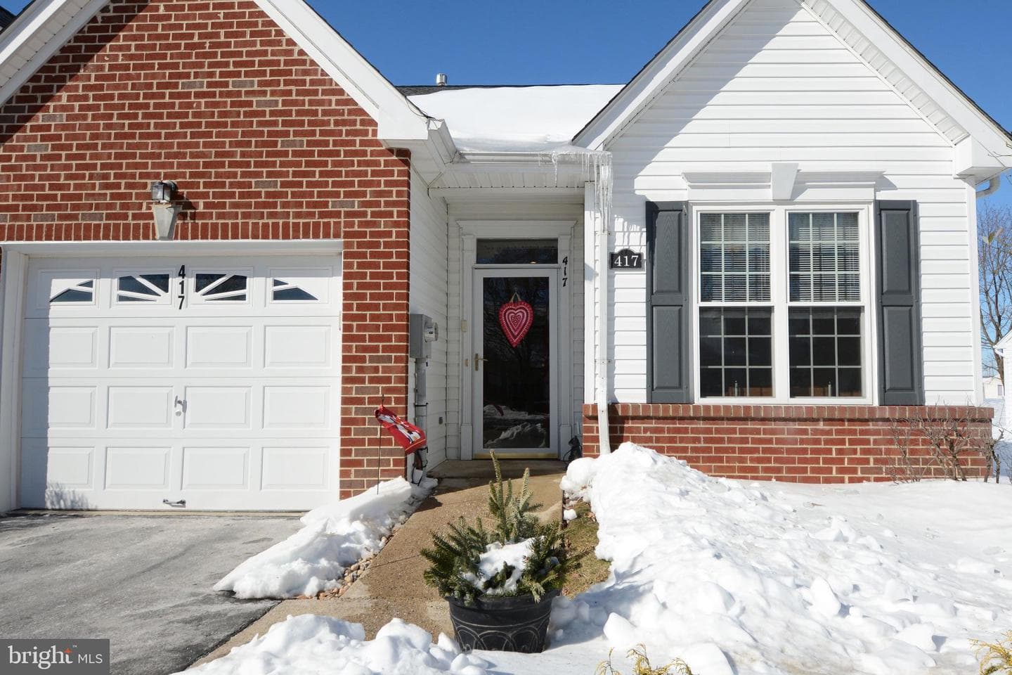 417 Ruth Court photo 3
