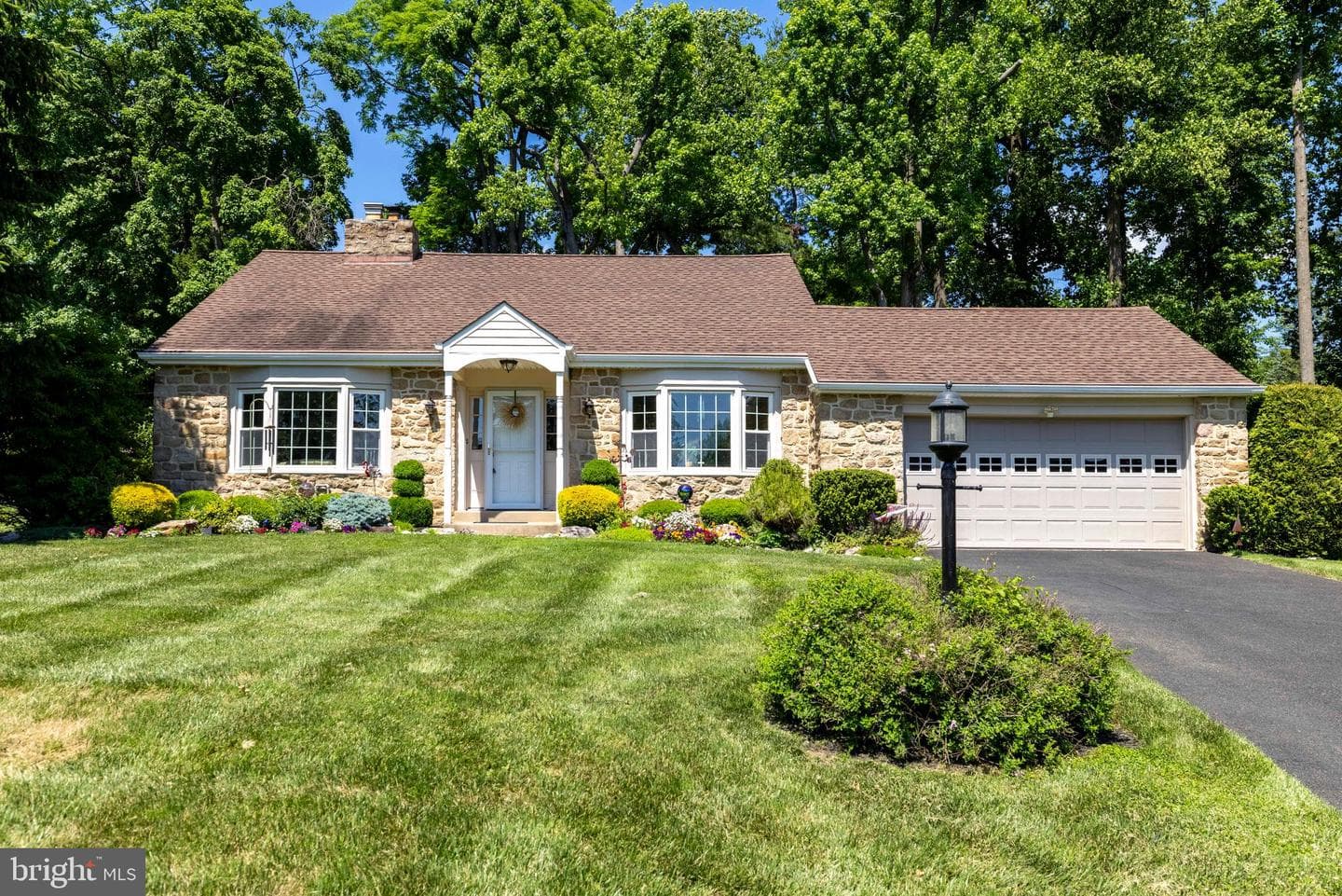 1061 Kipling Road, Jenkintown