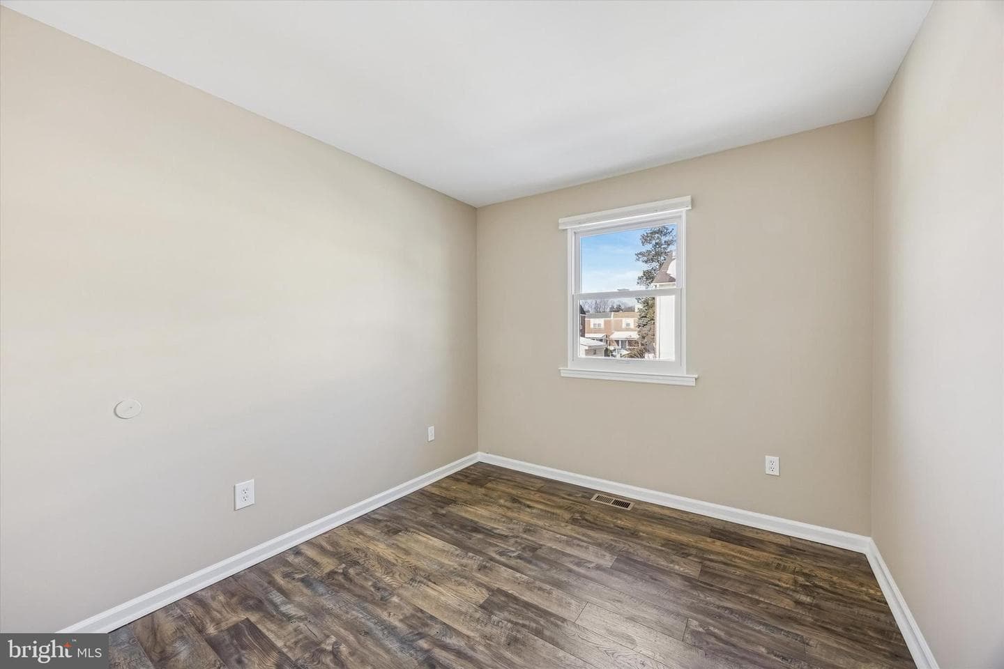 109 Hartranft Avenue photo 19