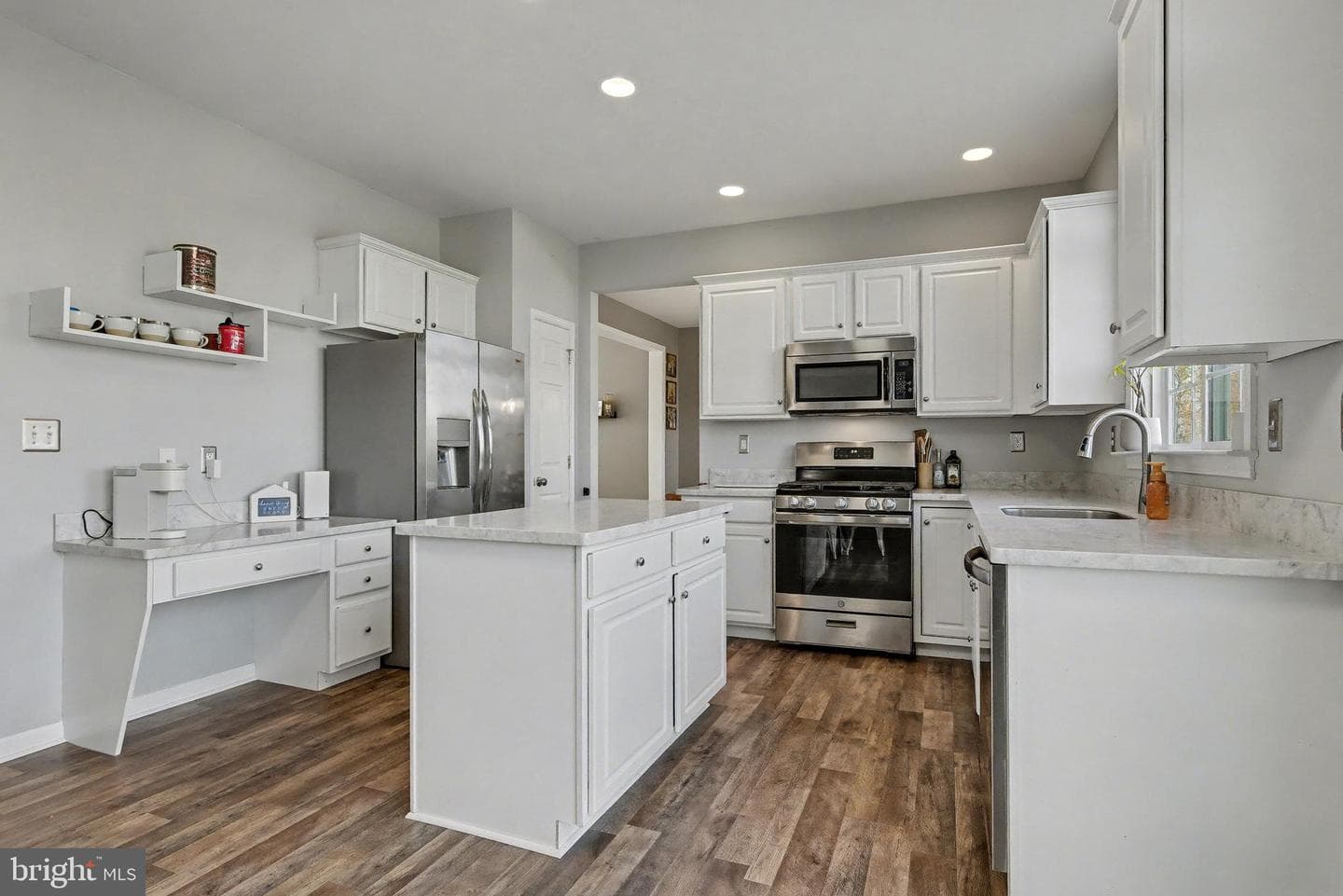 118 Fairbrook Drive photo 11