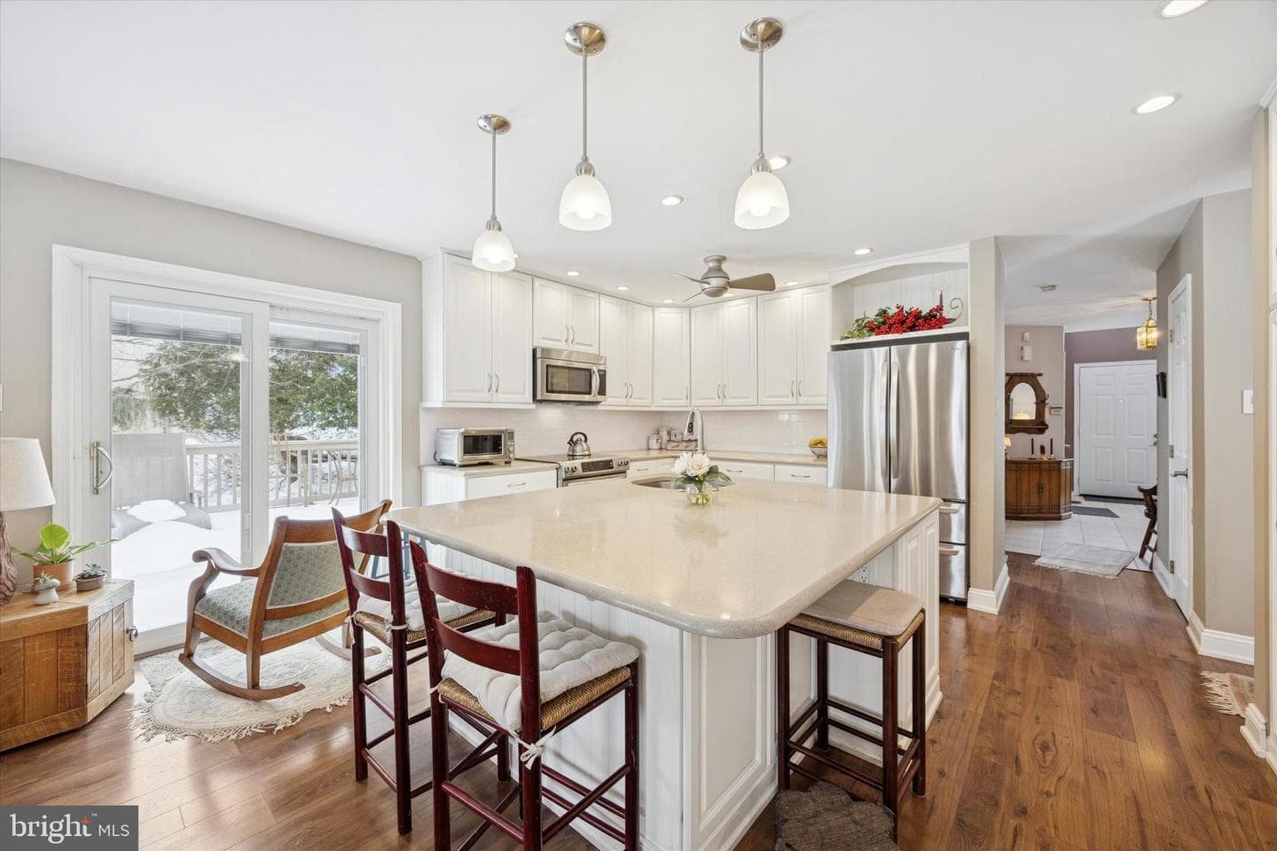 201 Crystal Court photo 12