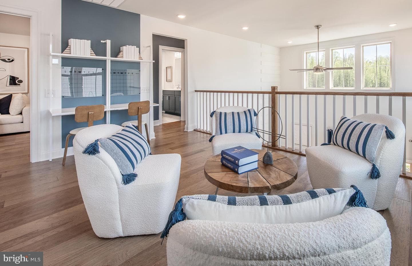604 America #northbrook Model Drive photo 15