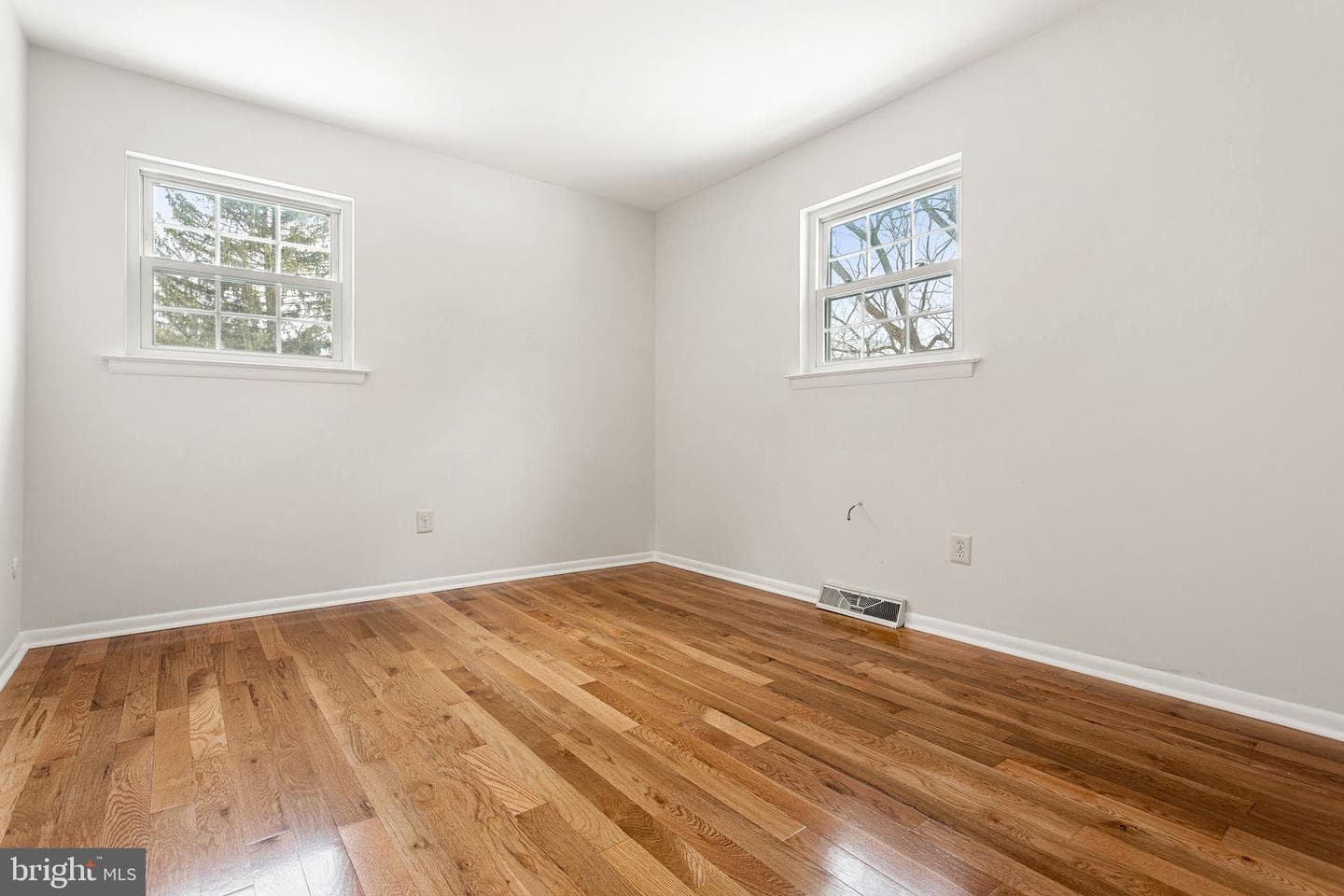 2543 Gypsy Lane photo 21