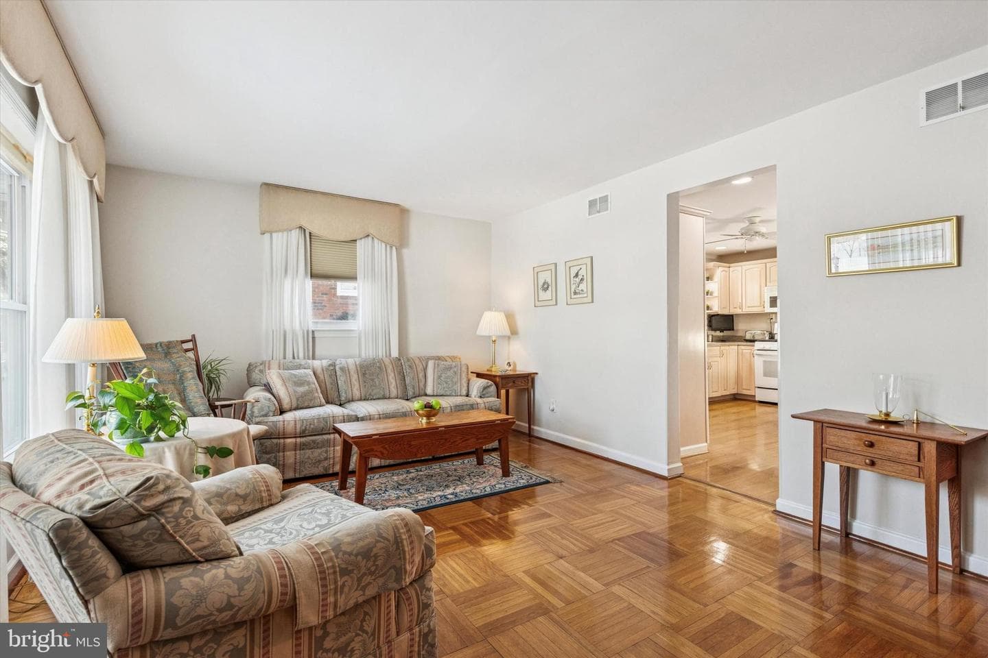 2427 Springview Road photo 4