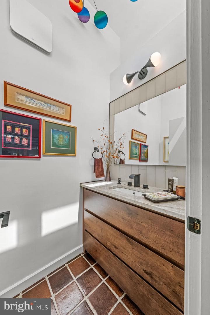 420 Cathcart Road photo 12
