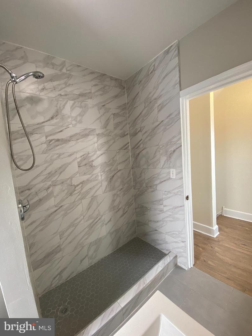 220 Pearl Street photo 12