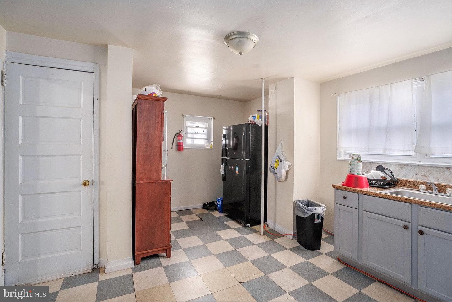 16 W Spruce Street photo 14