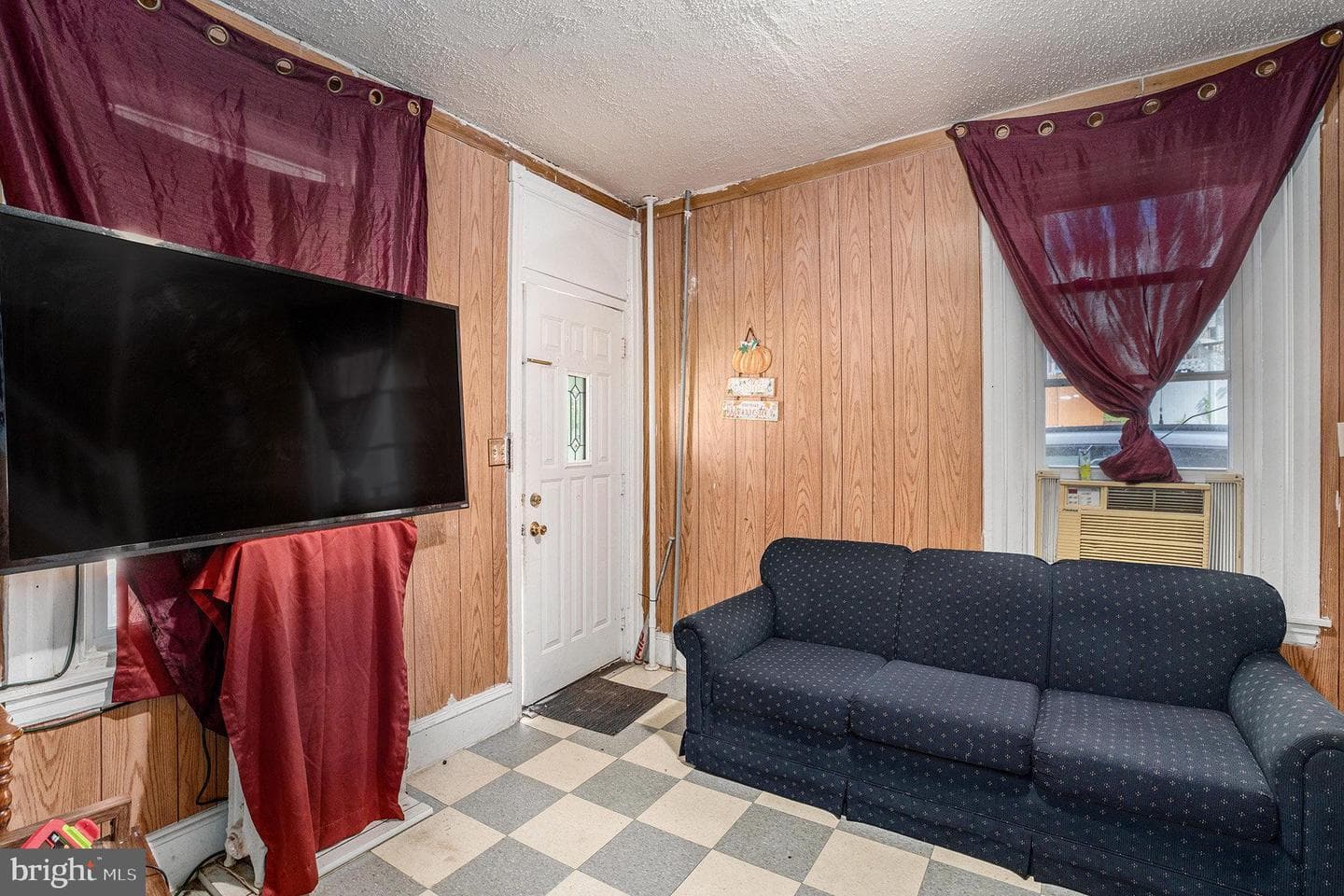 16 W Spruce Street photo 7