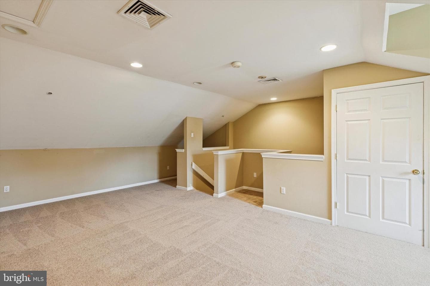 106 Donna Drive photo 27