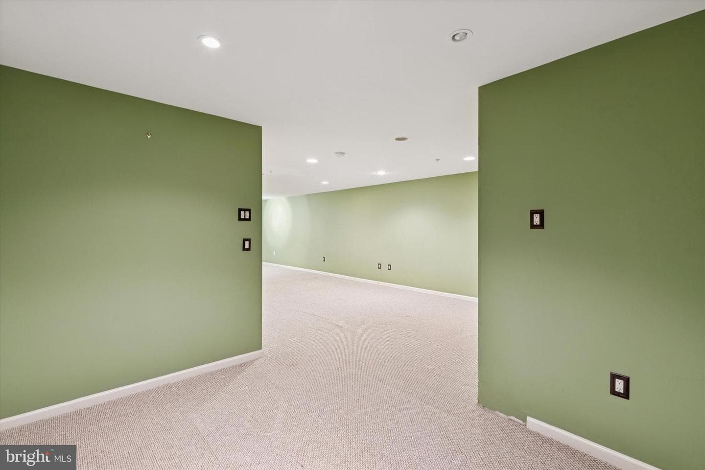 106 Donna Drive photo 33