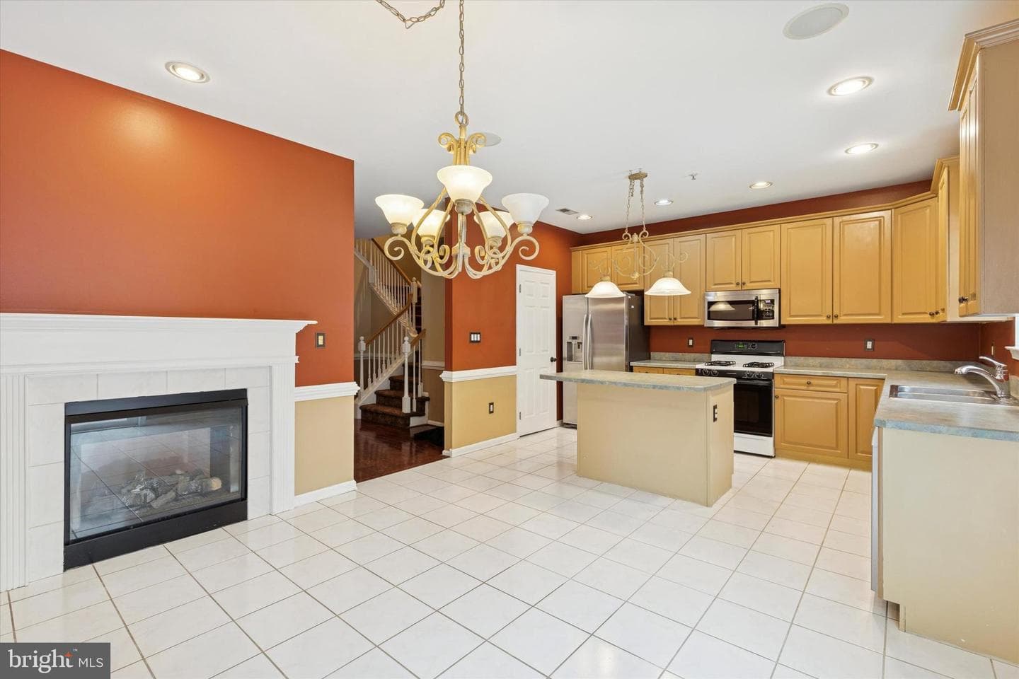 106 Donna Drive photo 9