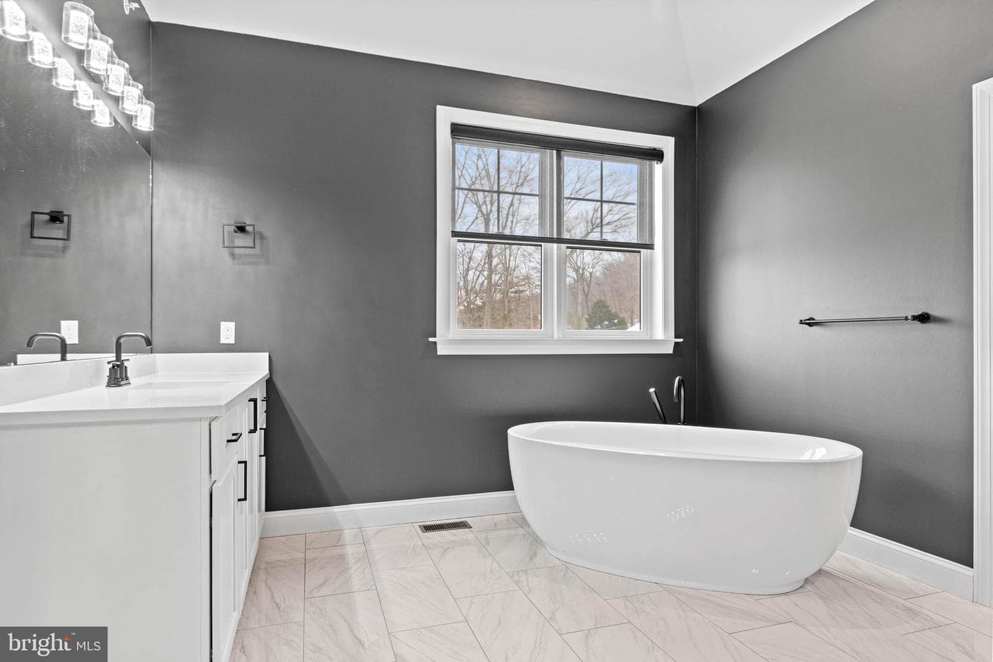 230 Arden Road photo 27