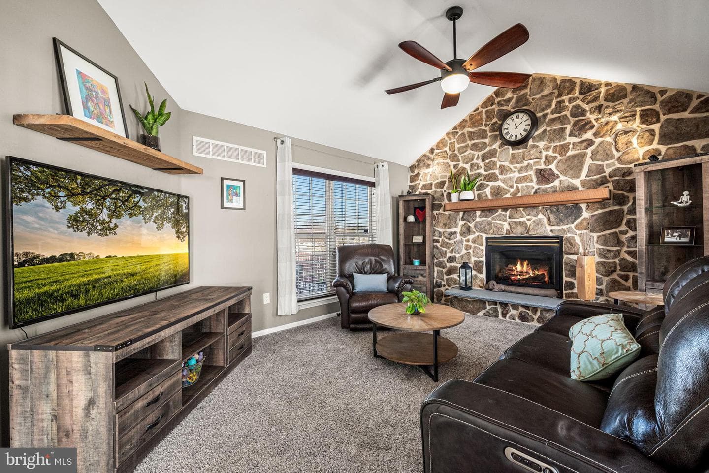 45 Pebble Beach Lane photo 7
