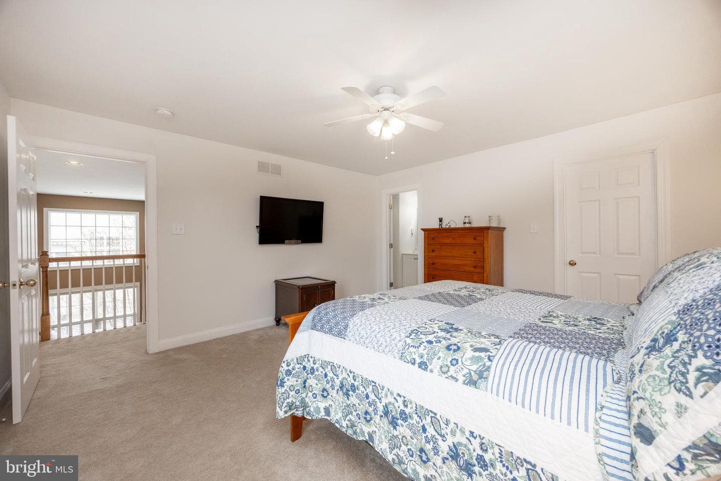 812 E Kennedy Road photo 31