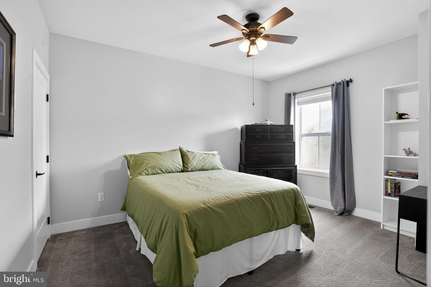 667 Levering Street photo 31