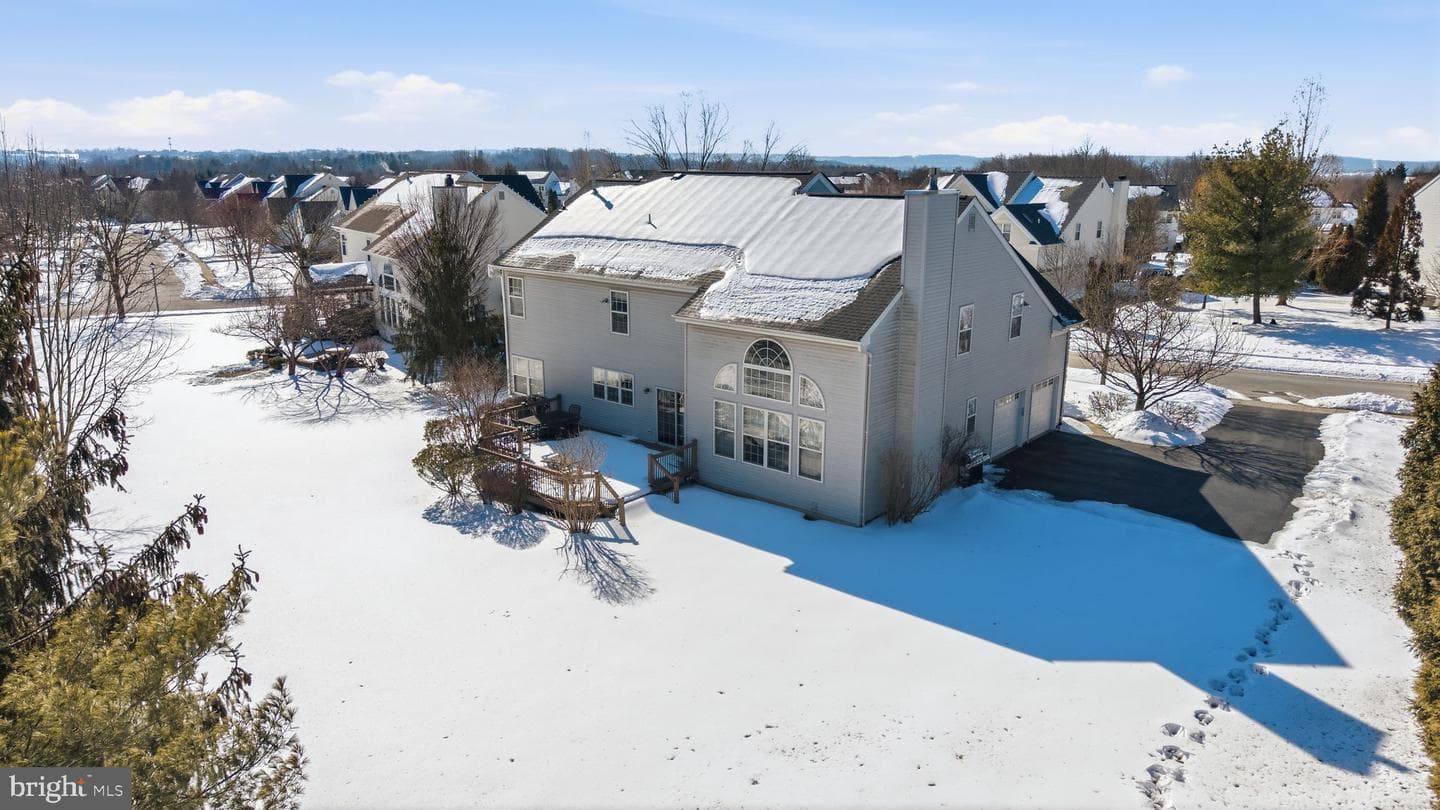 727 Sourwood Lane photo 32