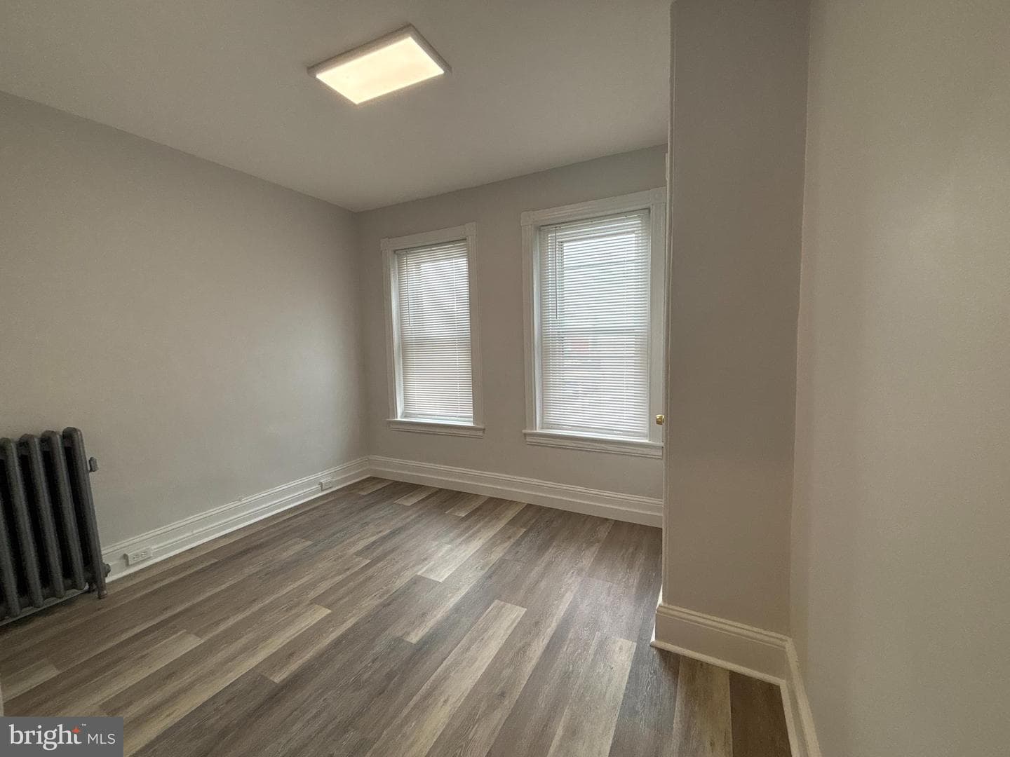 203 Chain Street photo 32