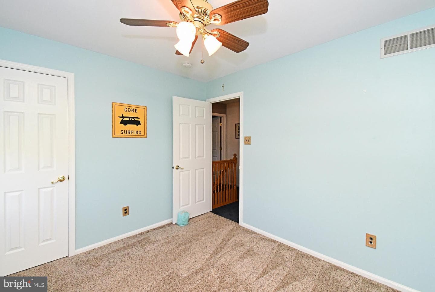 381 Courtland Avenue photo 21