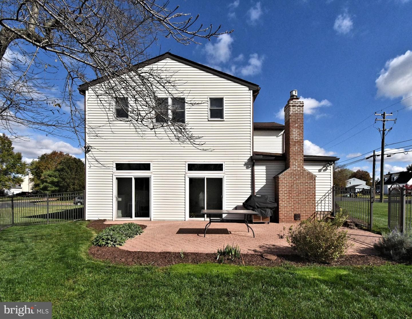 381 Courtland Avenue photo 41