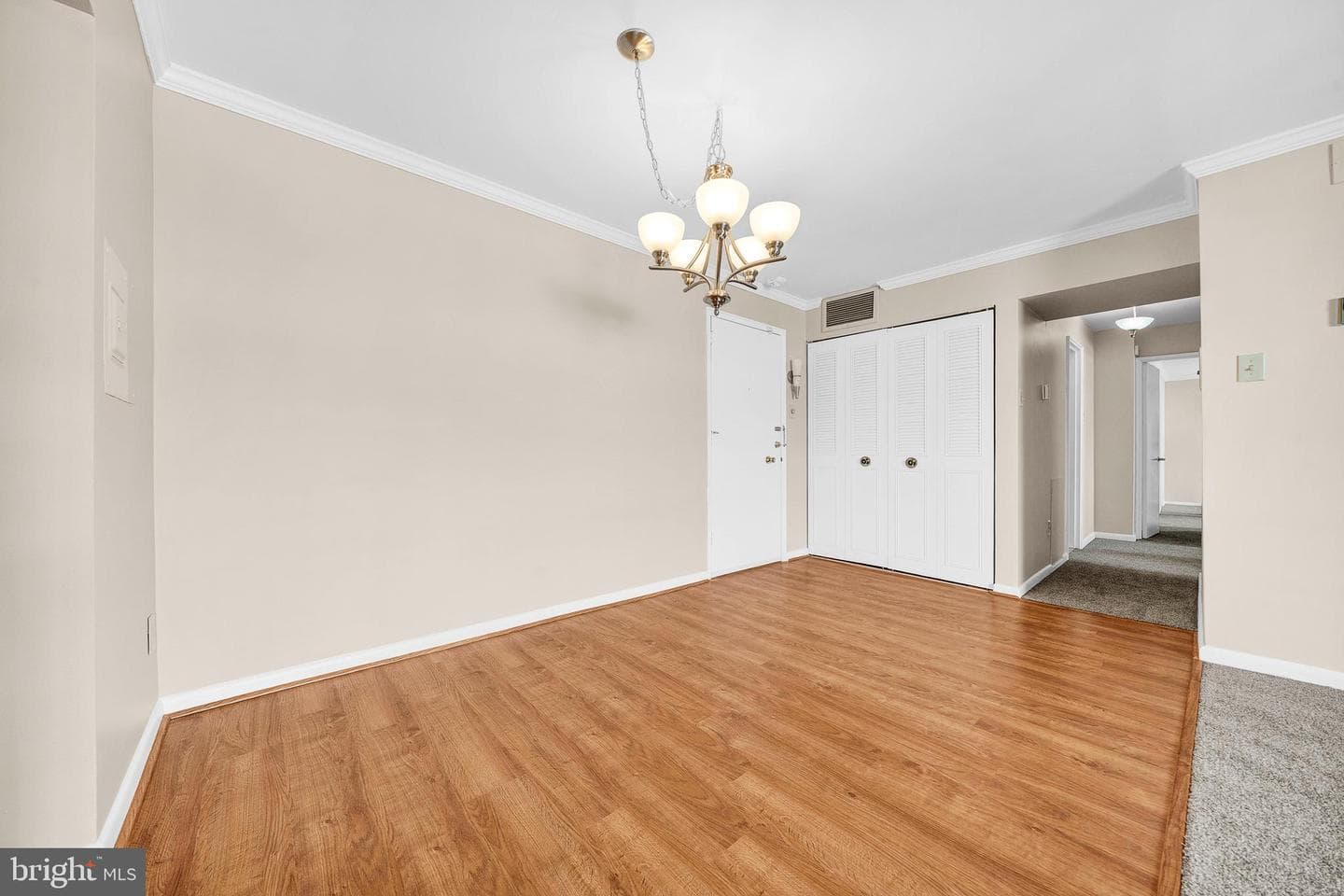 1570 The Fairway #411 E photo 15