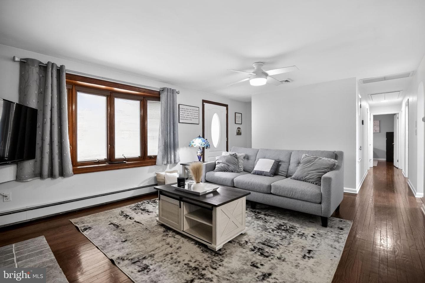 211 Spring Mount Road photo 4