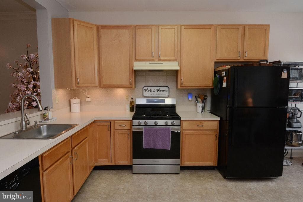 443 Ruth Court photo 10