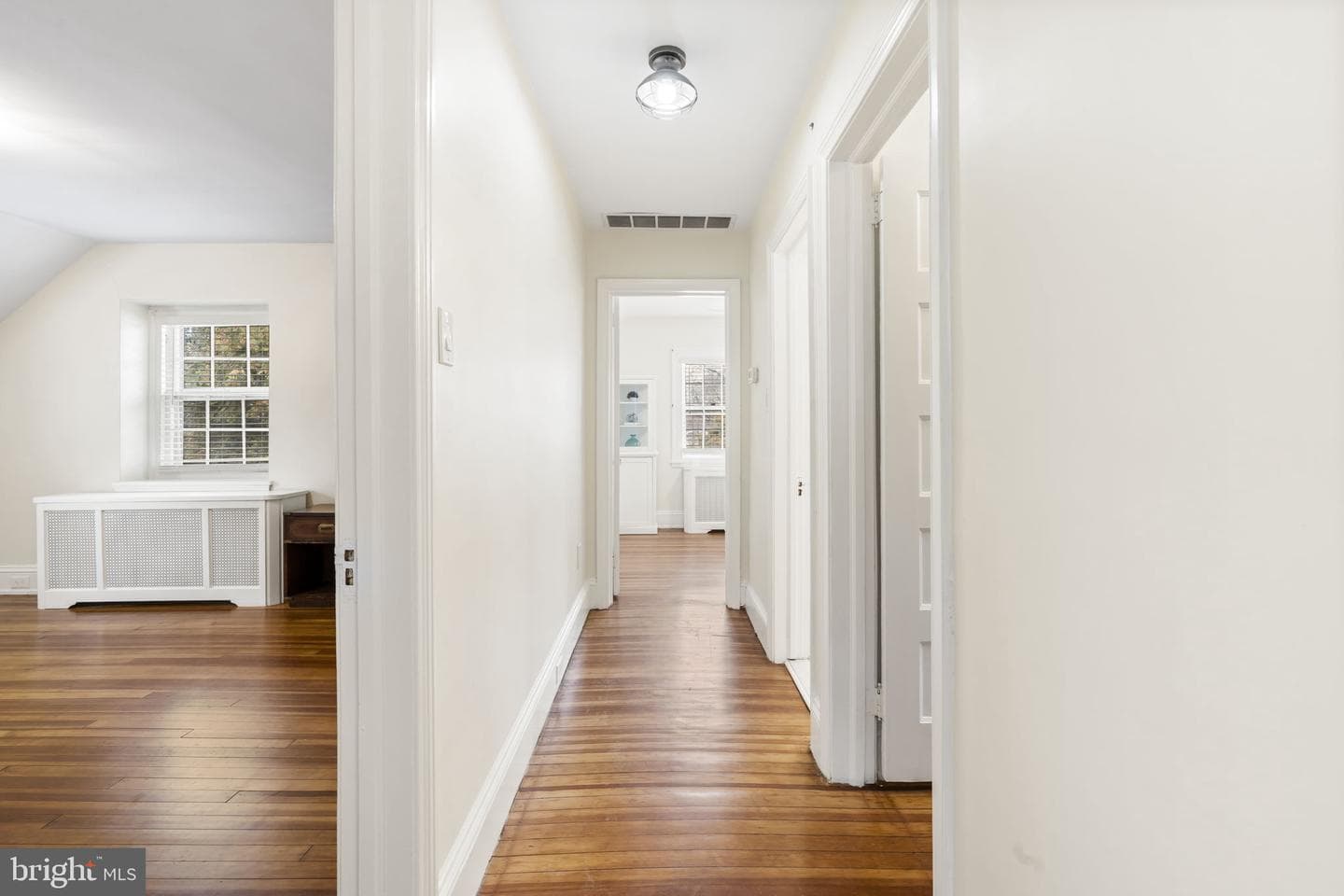 13 E Newfield Way photo 60