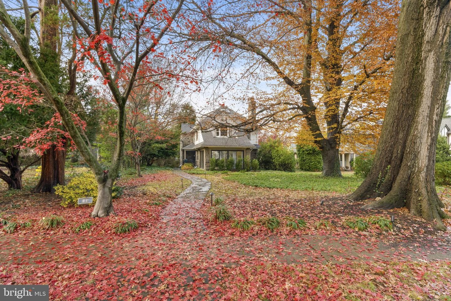 13 E Newfield Way photo 88