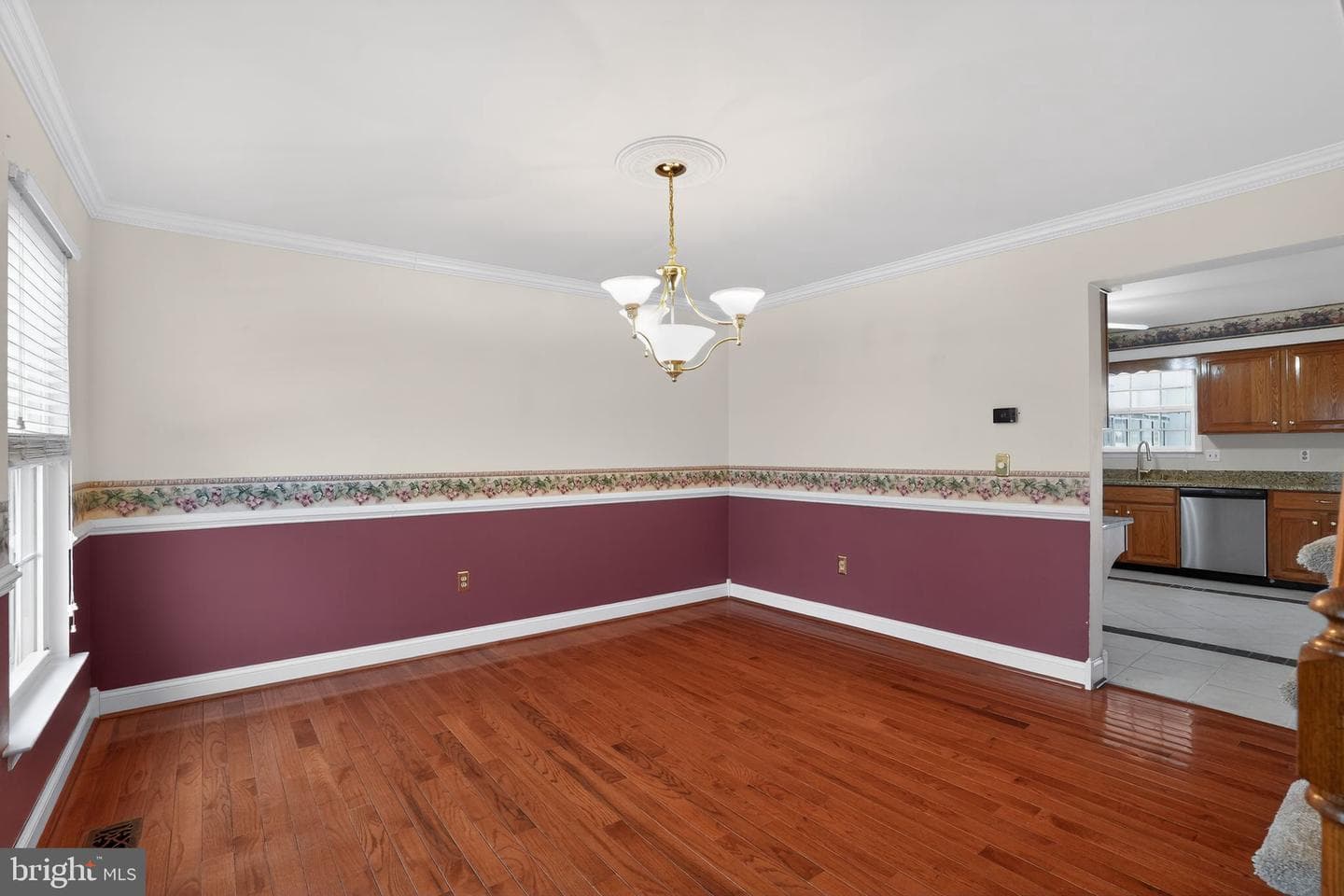 329 Morgan Way photo 3