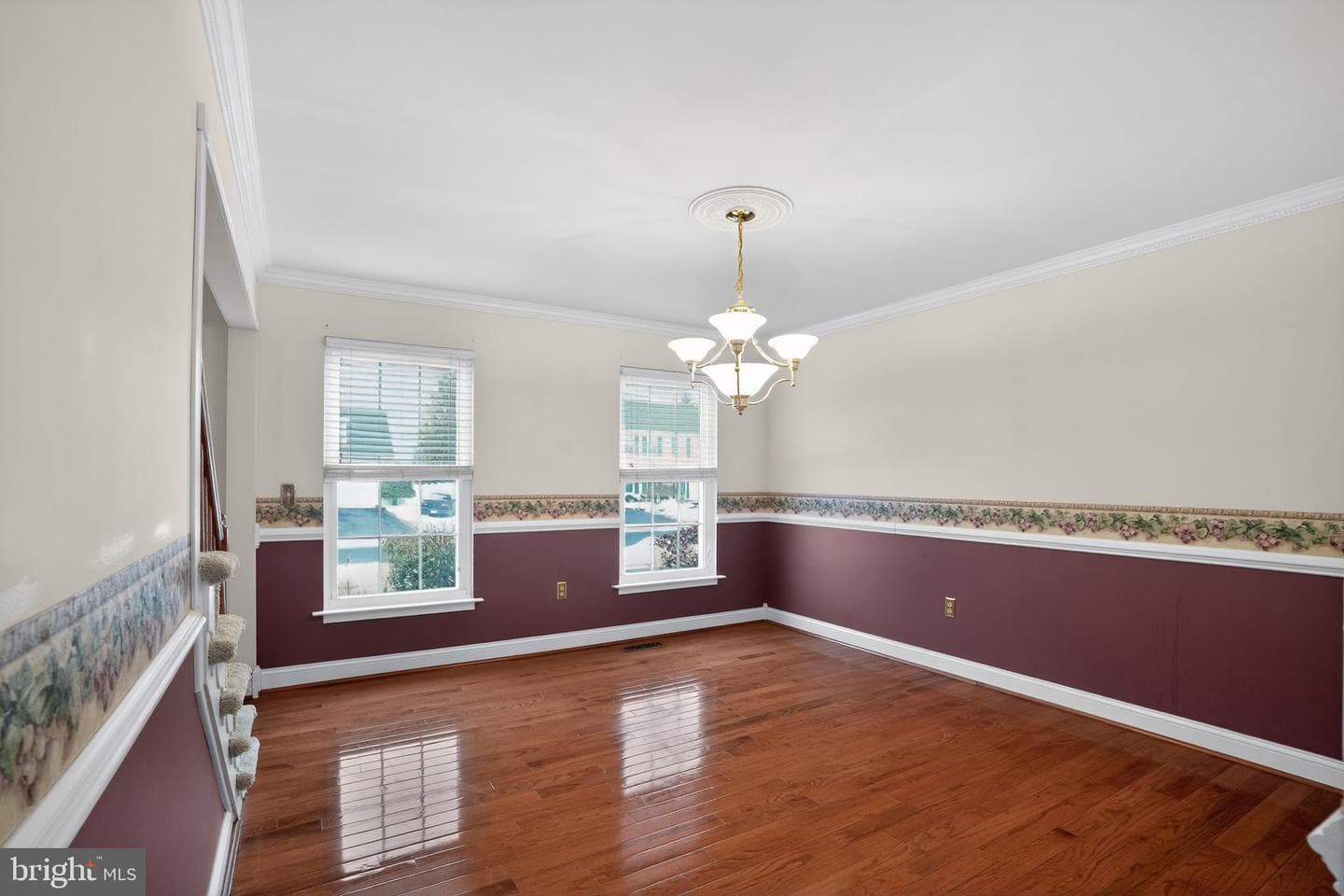 329 Morgan Way photo 4