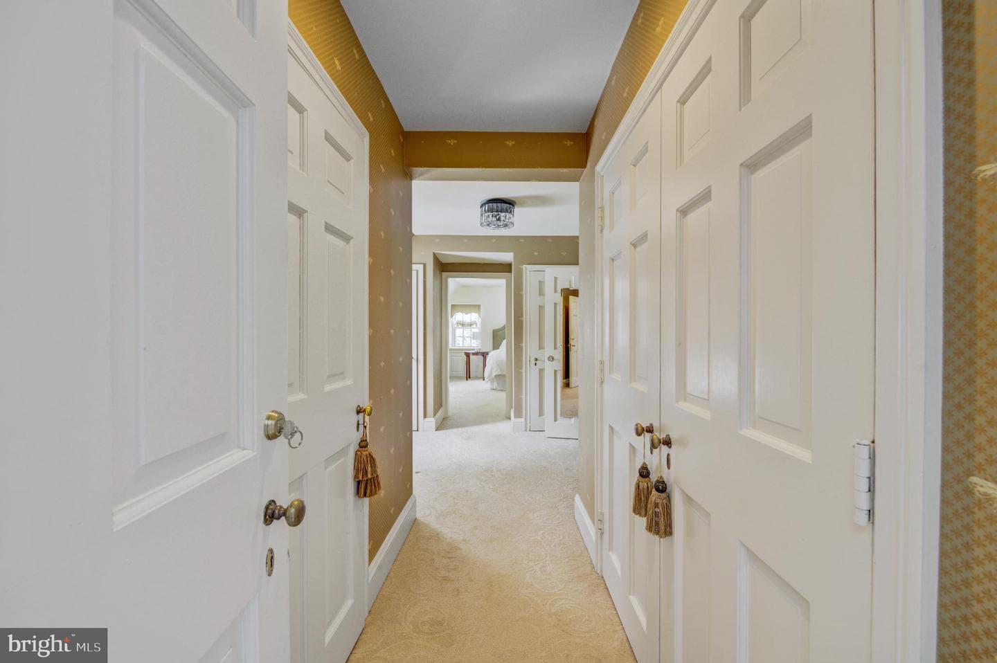 435 Garden Lane photo 23