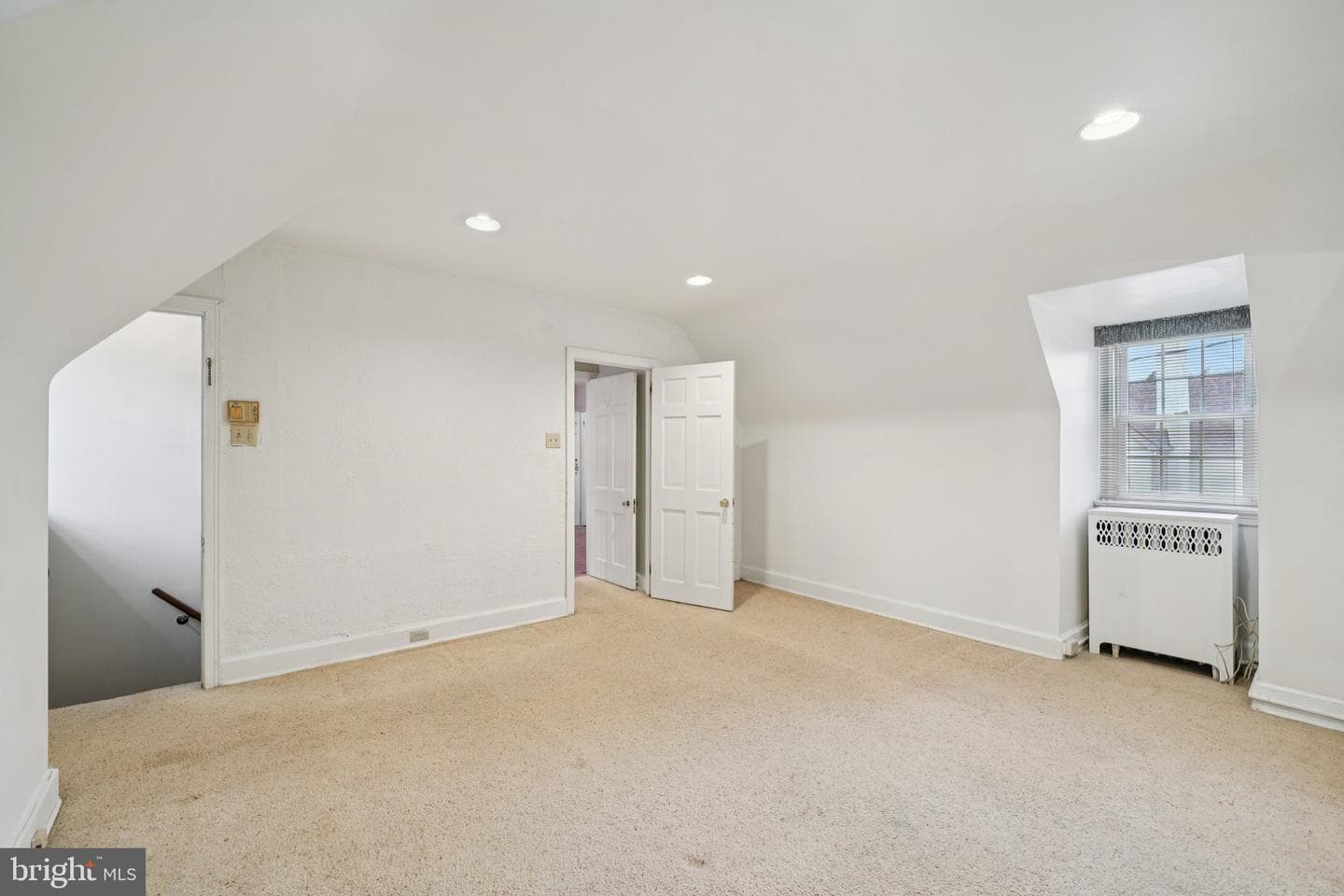 411 Lodges Lane photo 41