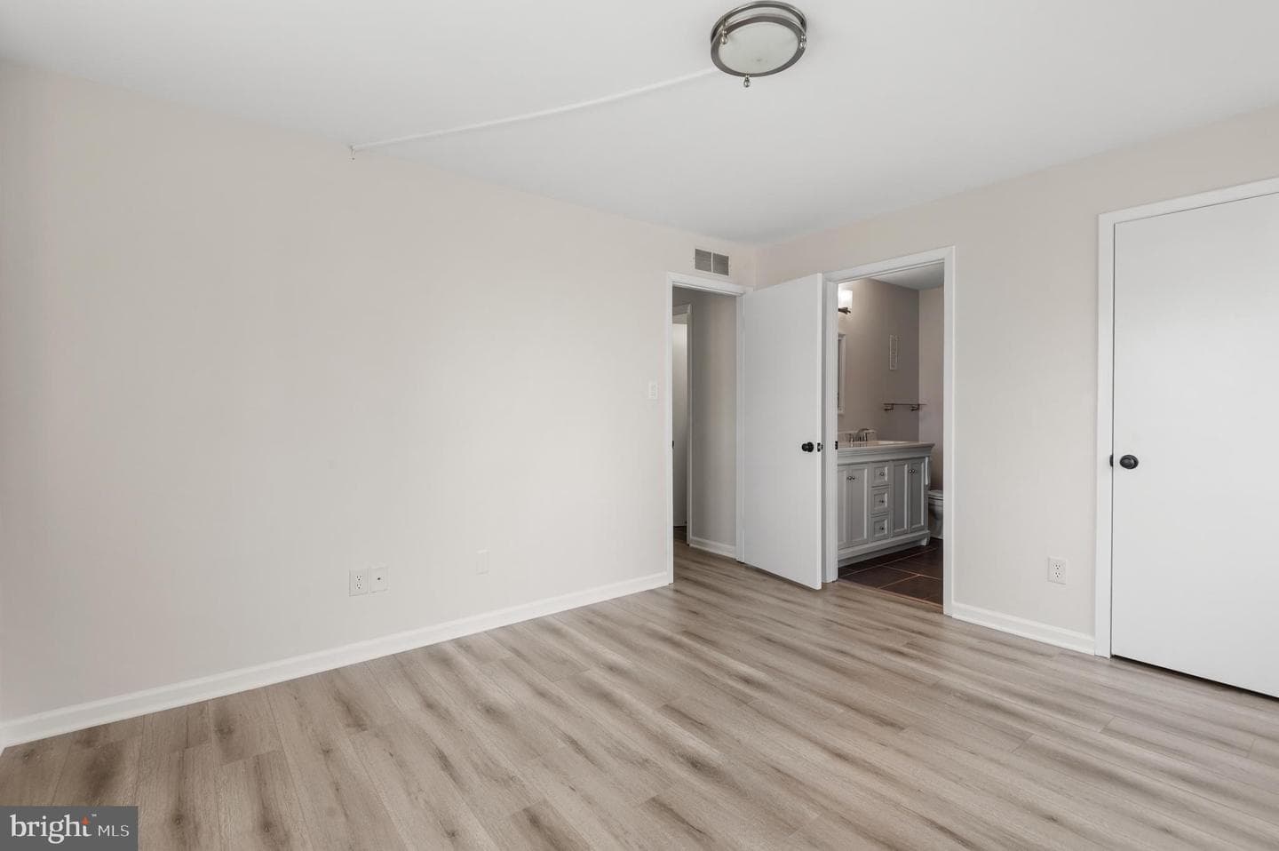 1401 Morris Court photo 12