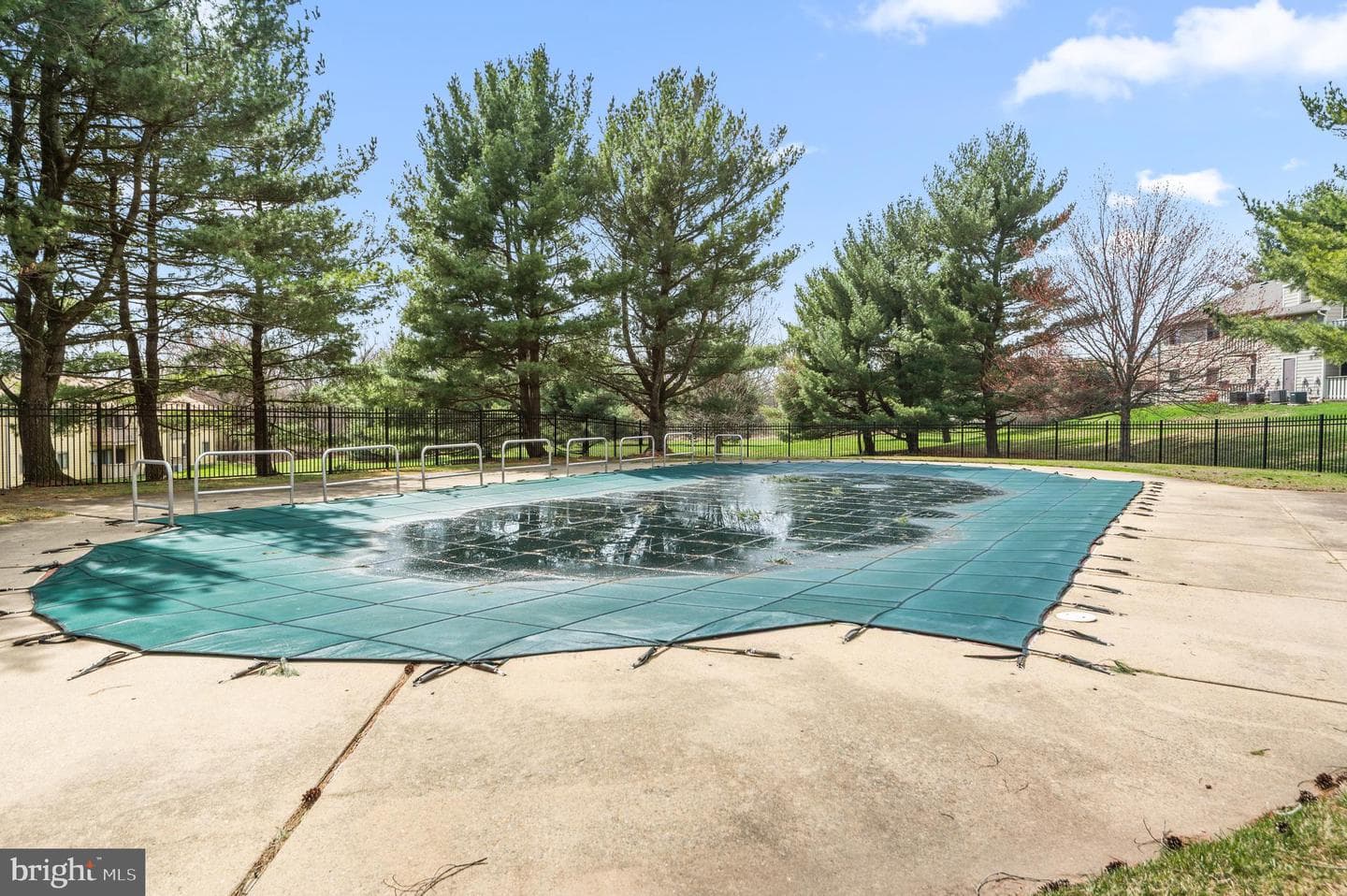 1401 Morris Court photo 24