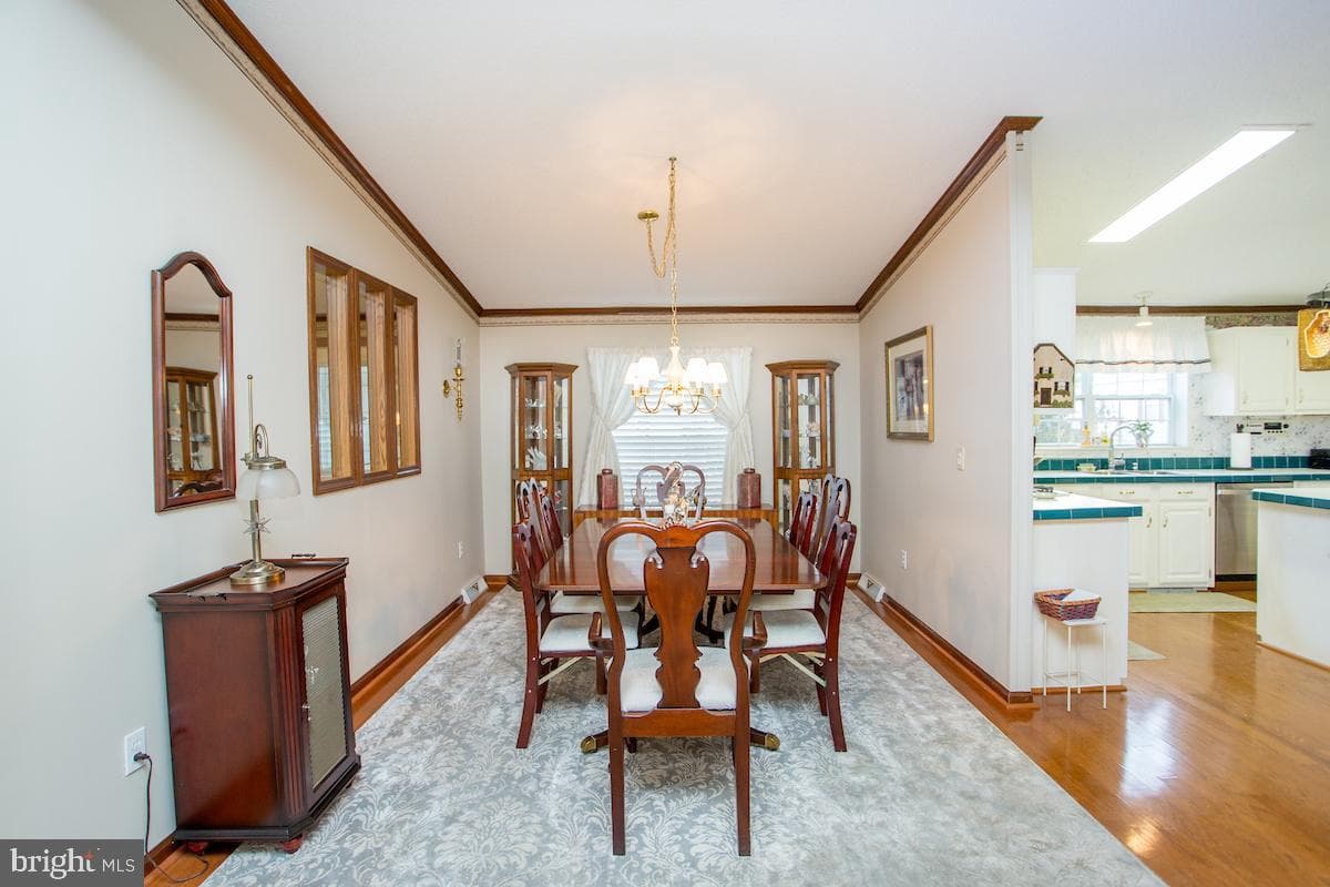 1113 Harvest Lane photo 9