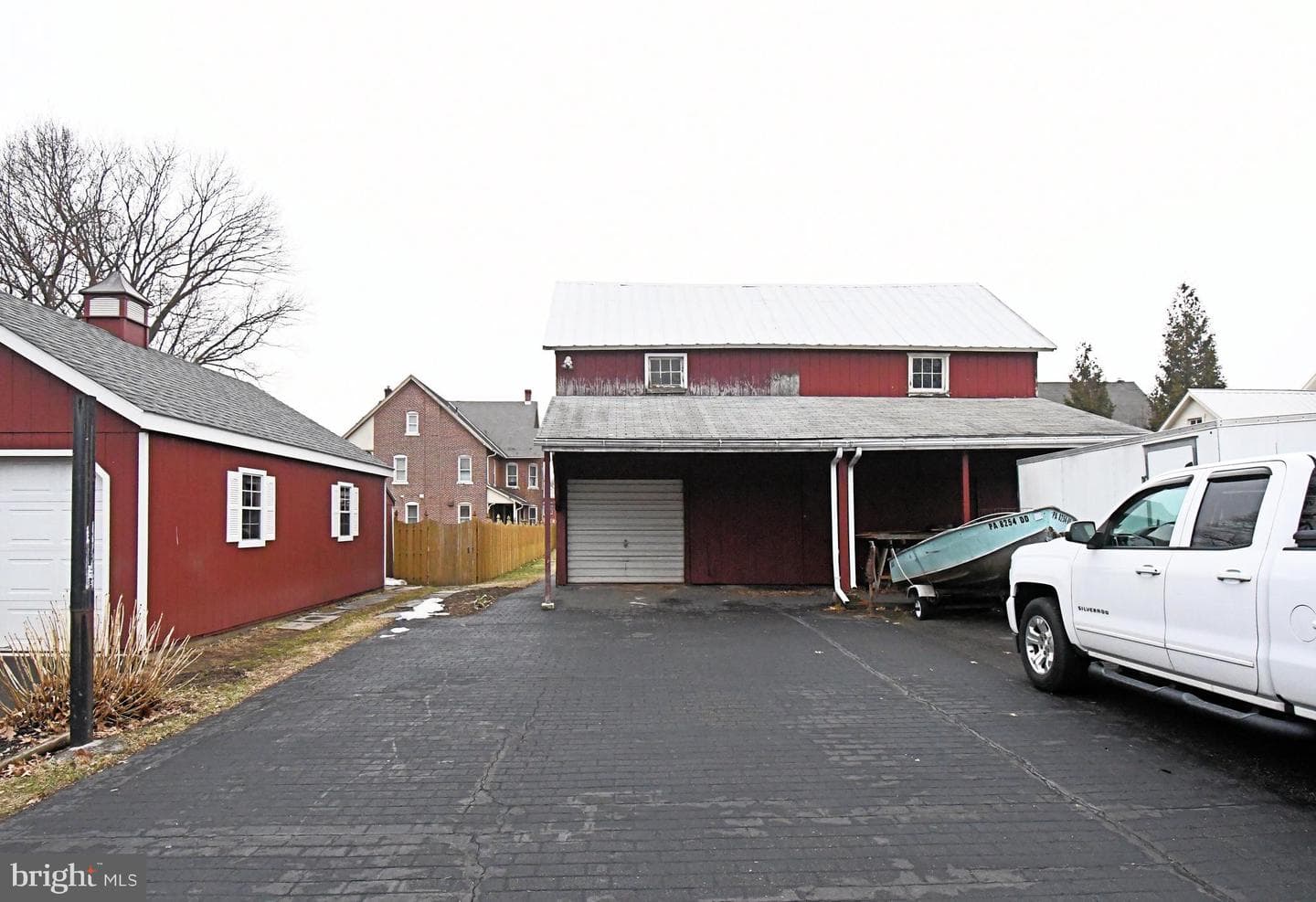 54 W Chestnut Street photo 8