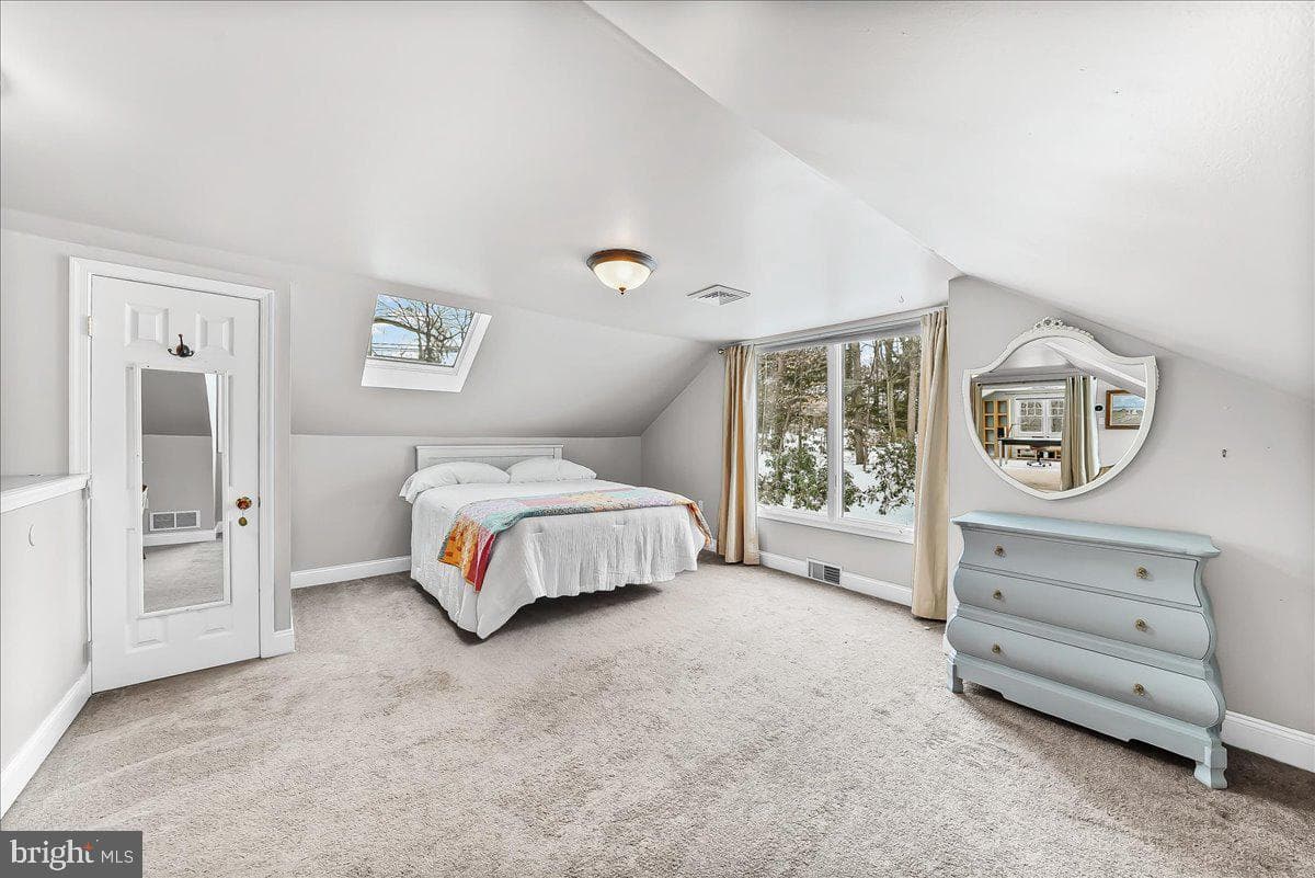 513 Waln Road photo 23
