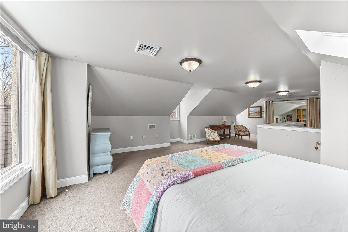 513 Waln Road photo 24