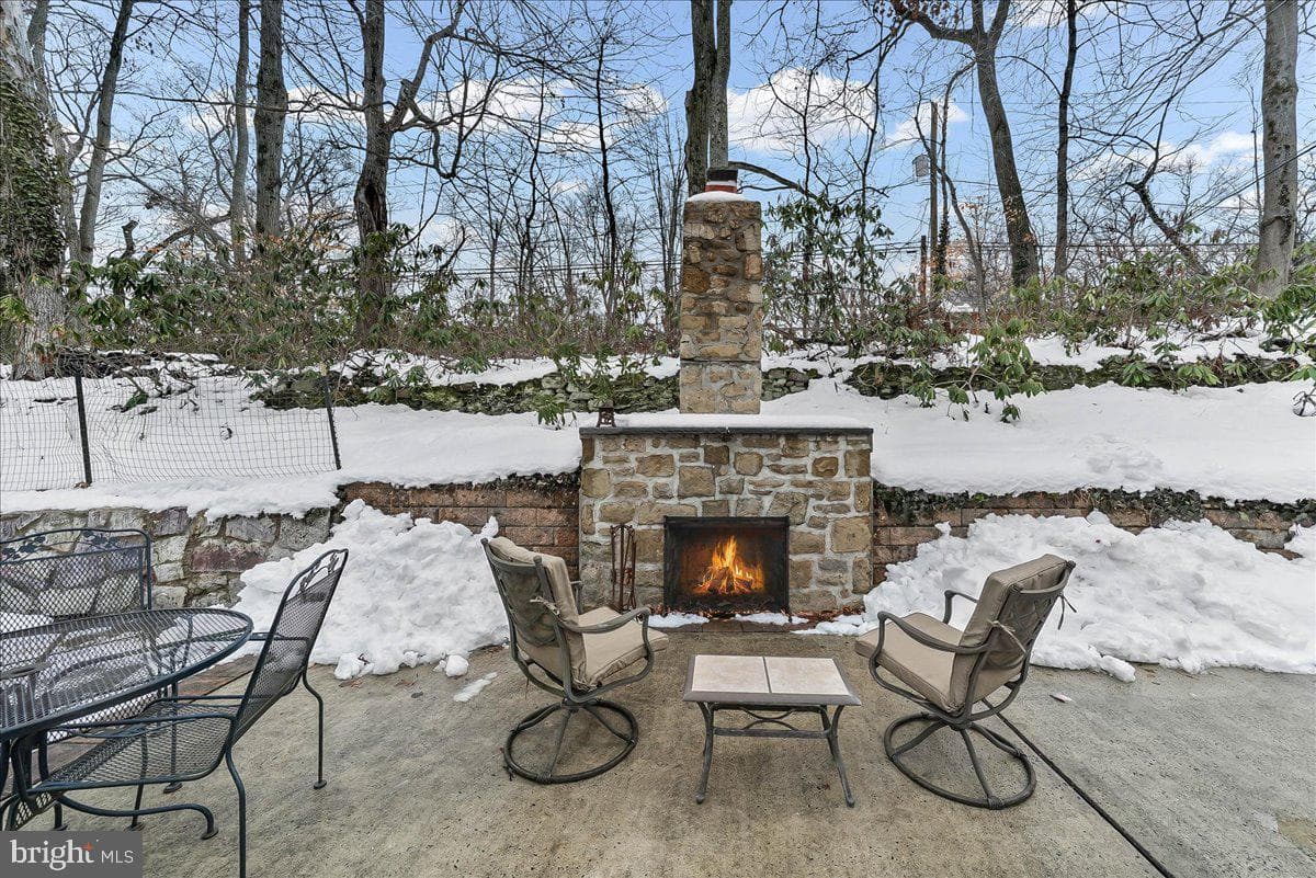 513 Waln Road photo 30