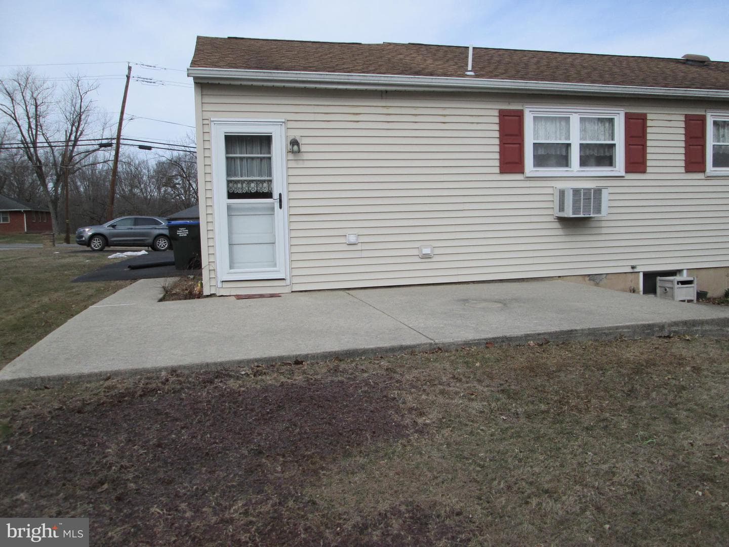 530 Gilbertsville Road photo 9