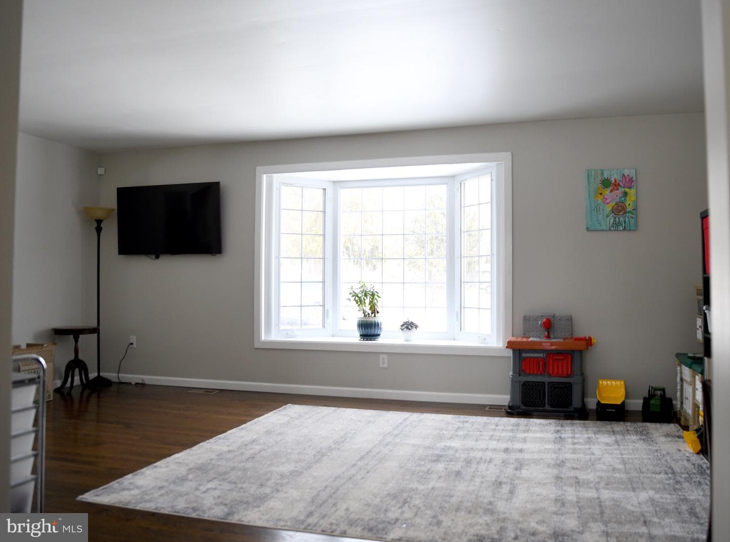 546 Locust Street photo 12